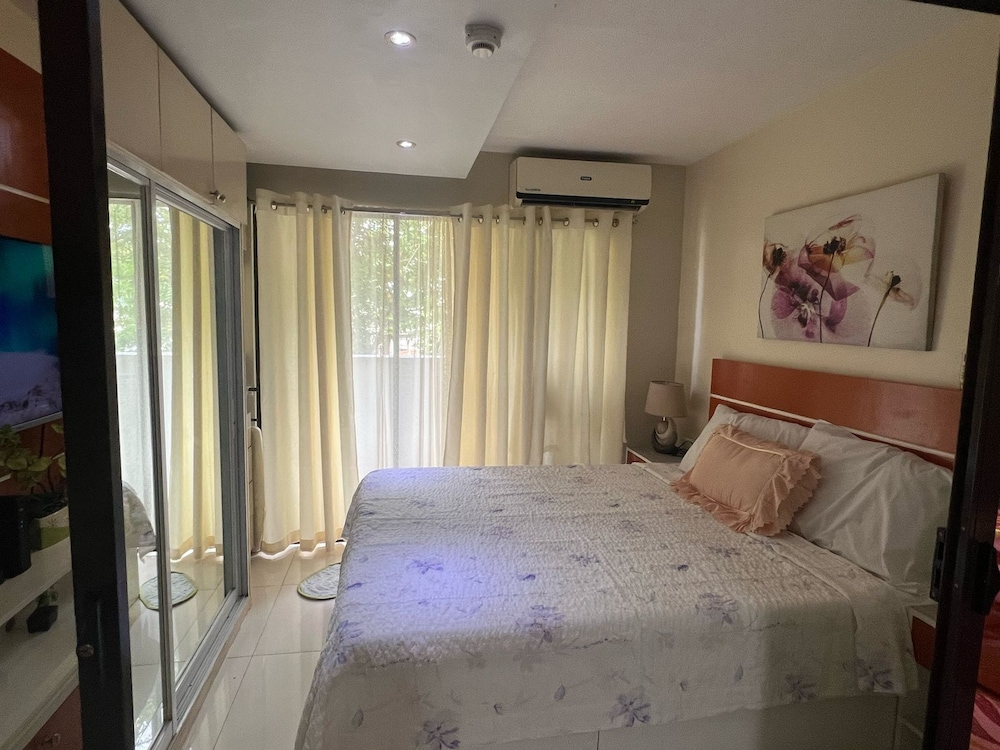 1 Bedroom Deluxe Condo At Apartelle D' Oasis 15/50