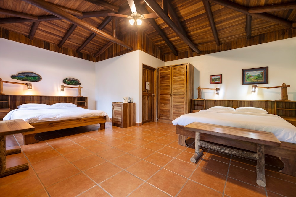 Rancho Margot 7/49