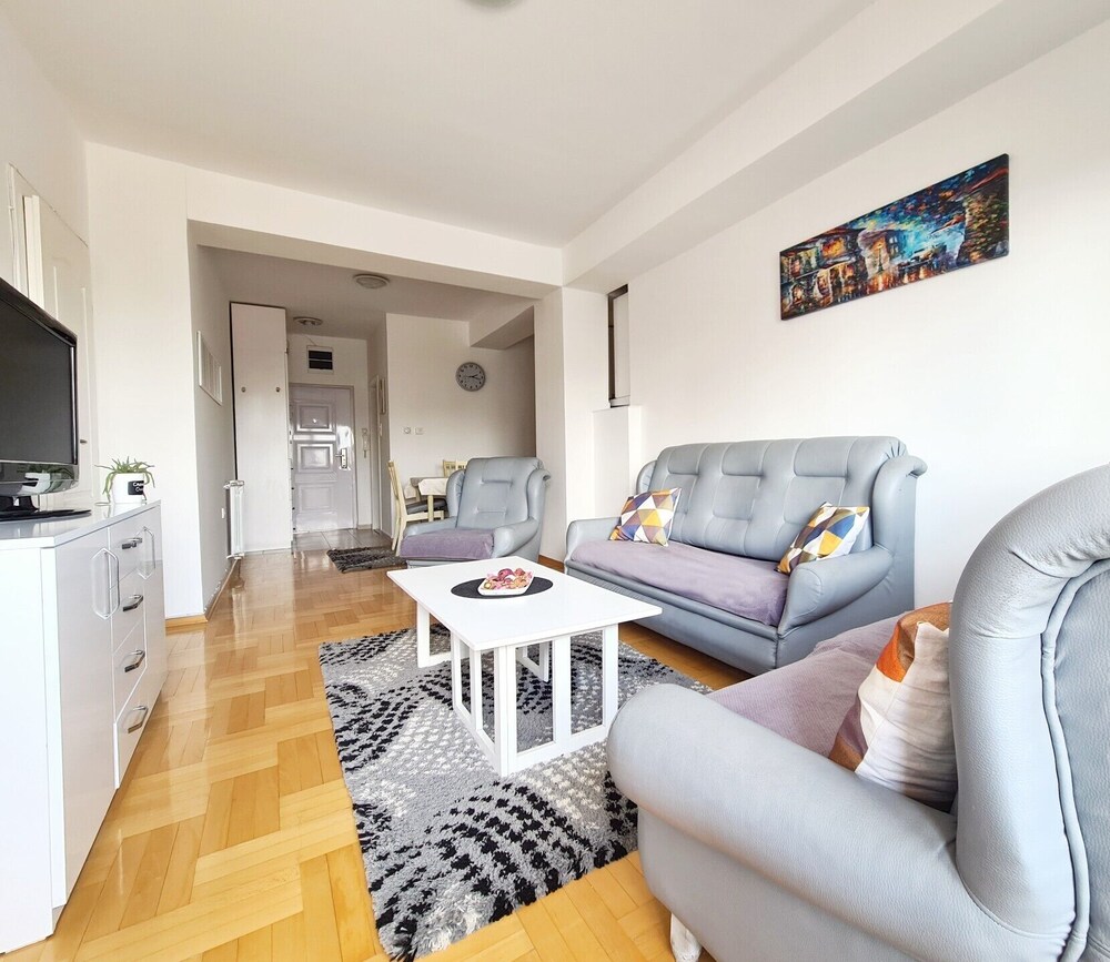 Urban Serviced Apartments 35/50