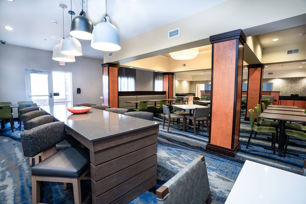 Fairfield Inn And Suites Grand Island 23/31