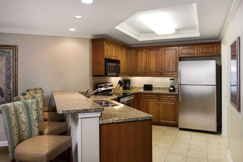 Royale Palms Condominiums 41/49