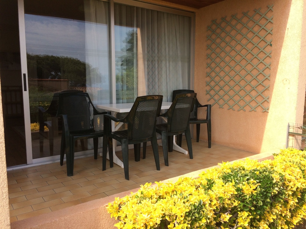 Hotel La Pinede 61/72