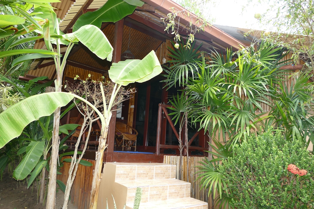 Baan Sukreep Resort 67/78