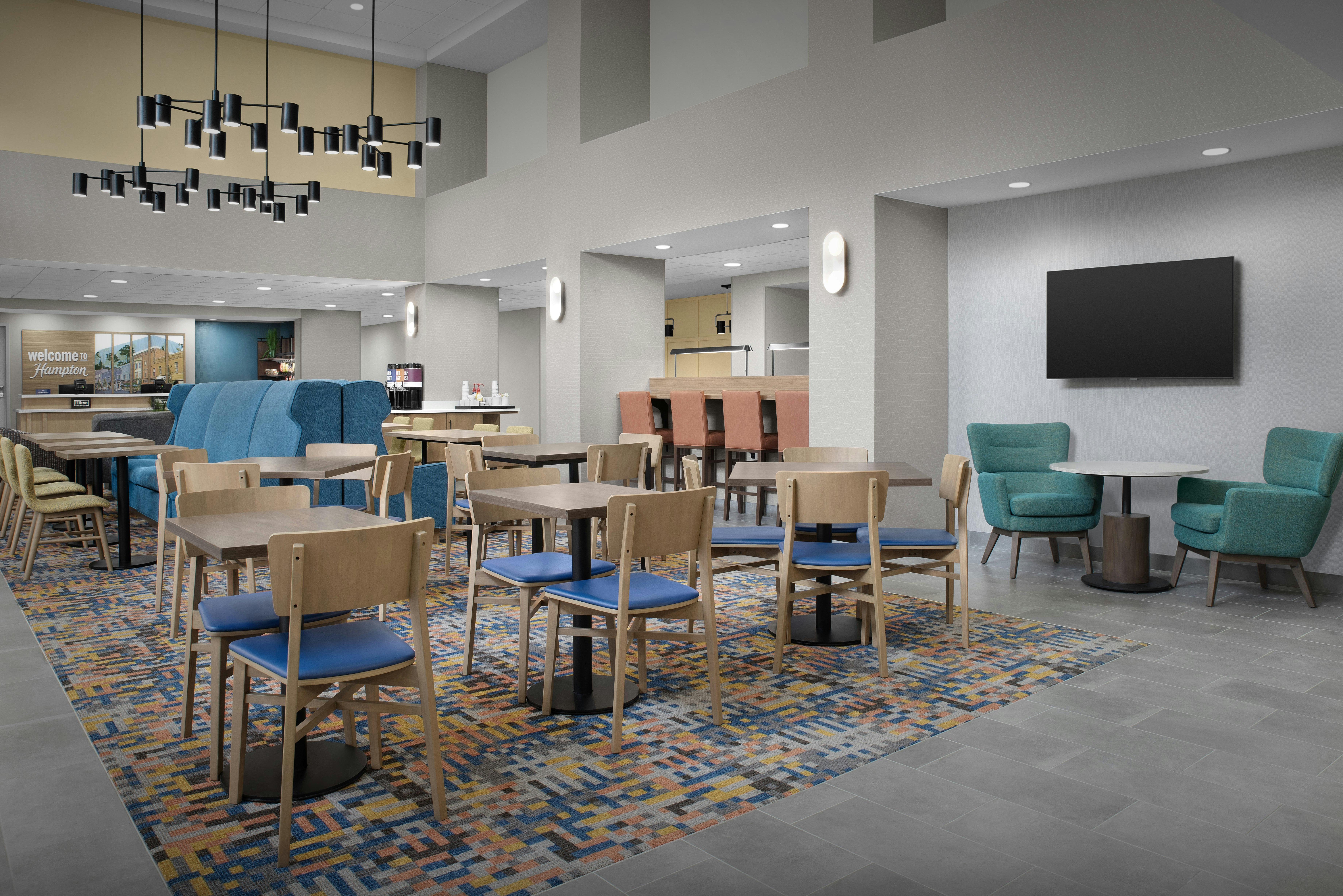 Hampton Inn and Suites Laurel, MS 39/45