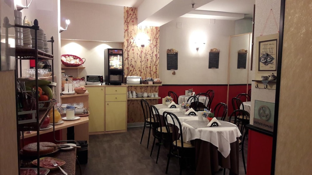 Albergo Centrale Bologna 62/79