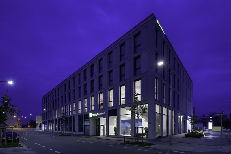 Holiday Inn Express Regensburg 2/46