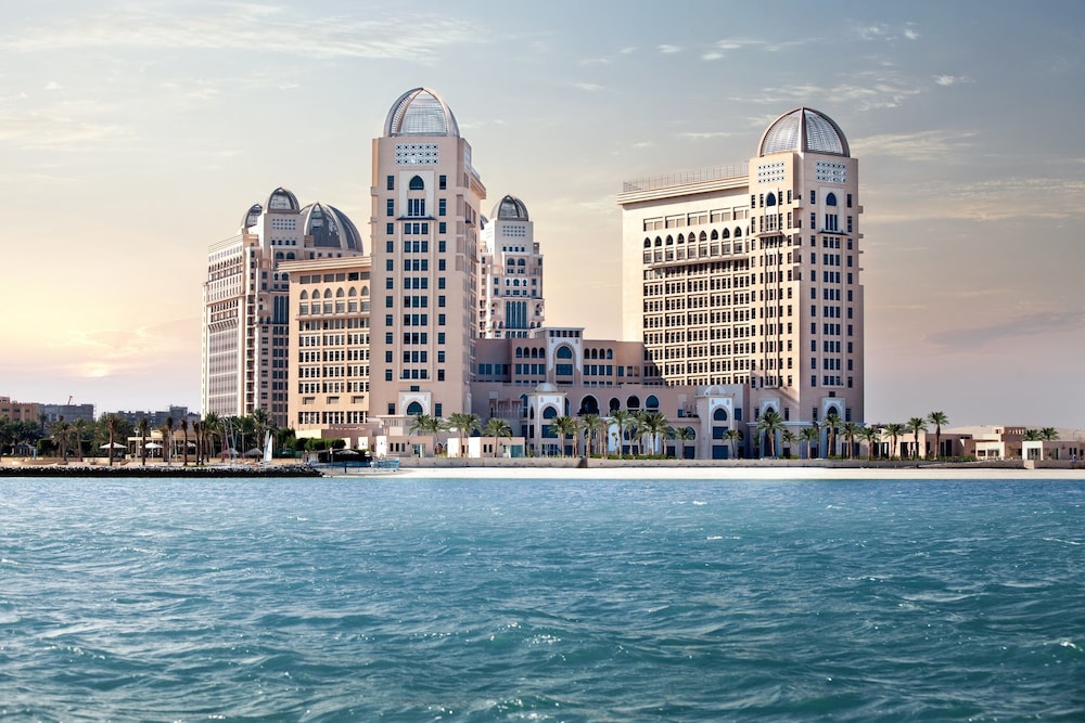 The St. Regis Doha 72/75