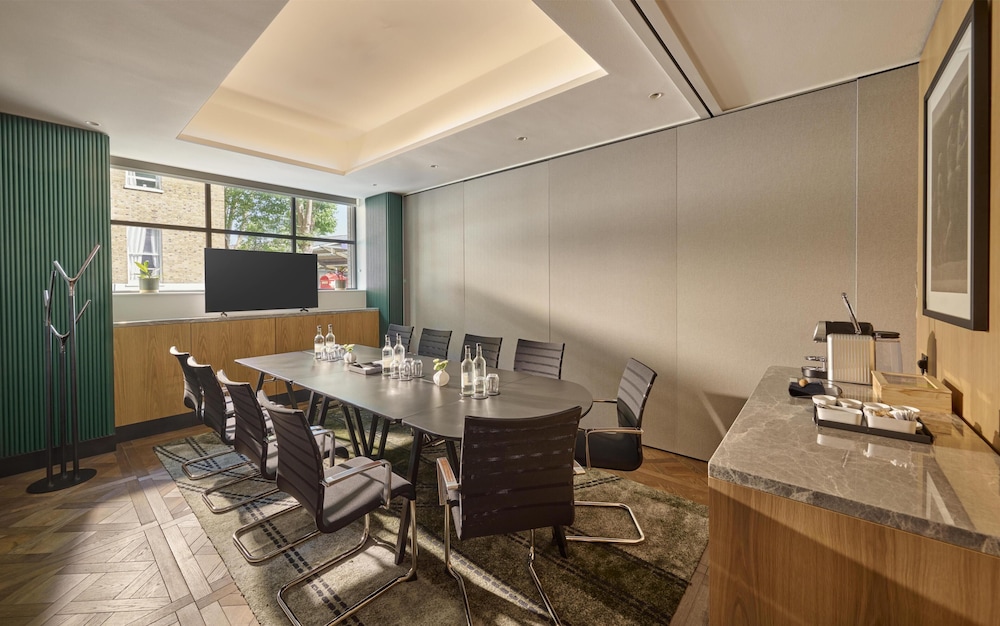 Hyatt Regency London Olympia 34/50