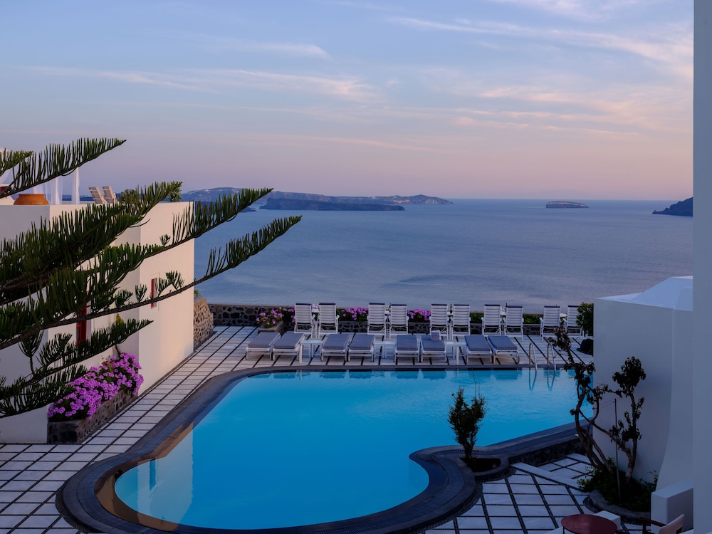 Nikos Villas 36/50