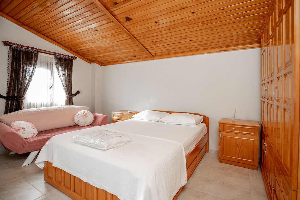 Cuhadar Datca Bungalov 12/50