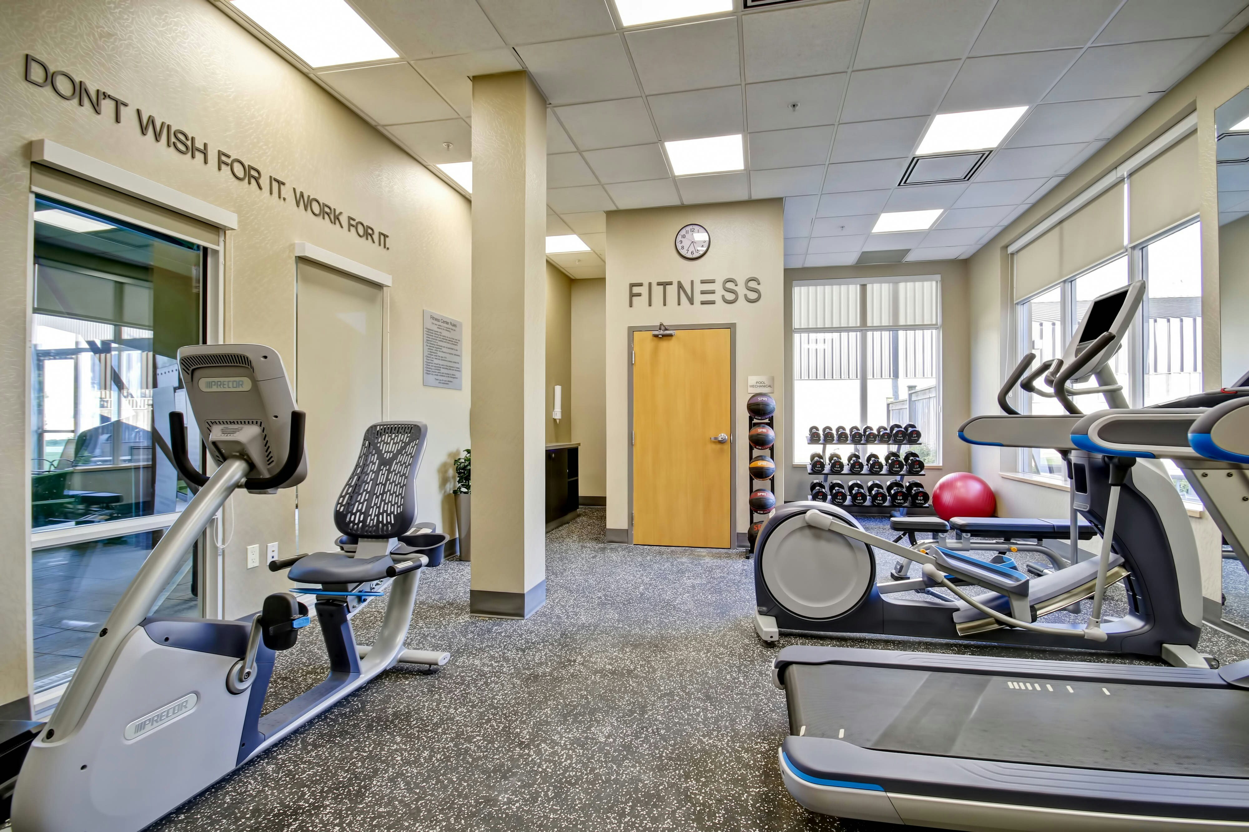 Fairfield Inn and Suites by Marriott Guelph 11/25