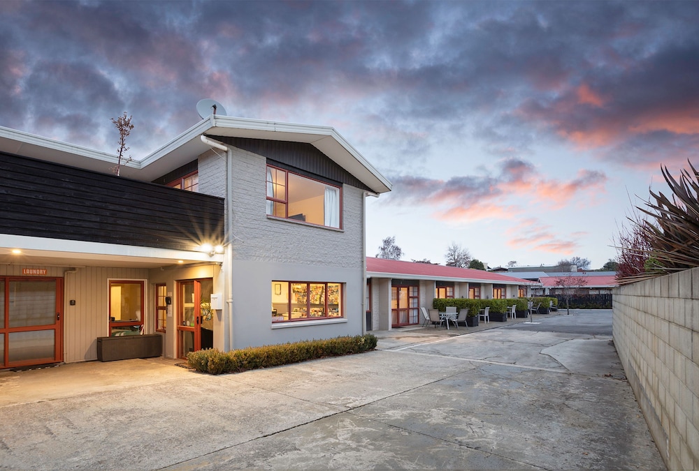 Arrowtown Motel Apartments 63/72