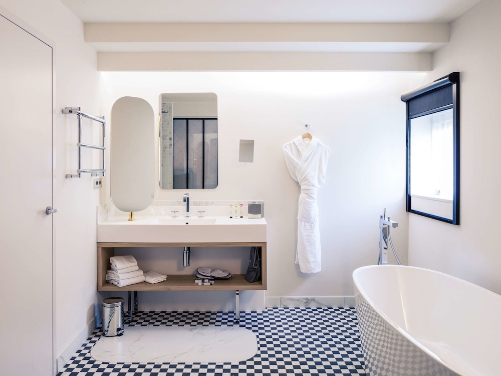 Mercure Nantes Centre Gare 27/73