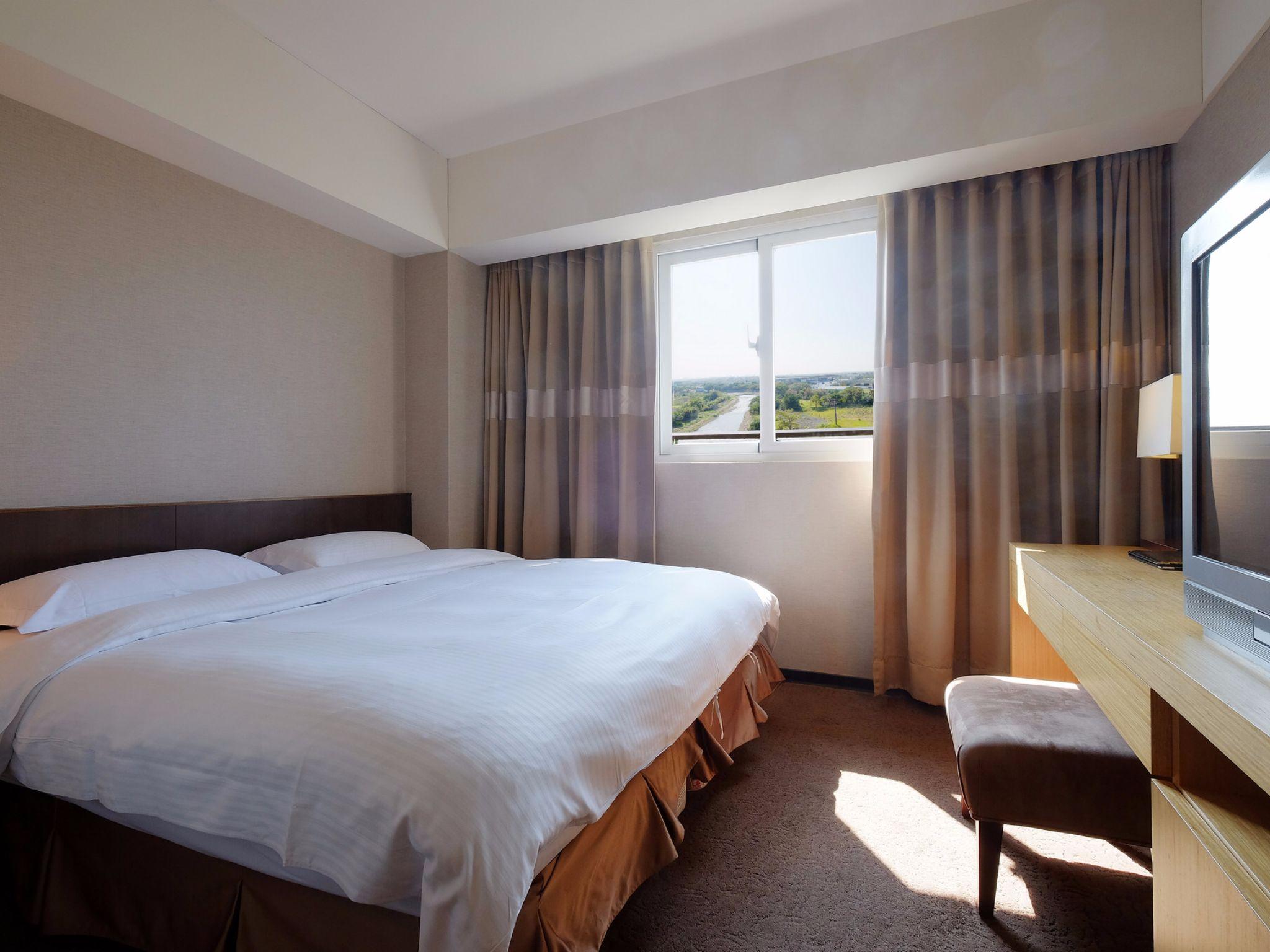 Semi Room, Superior, Semi Double Bed