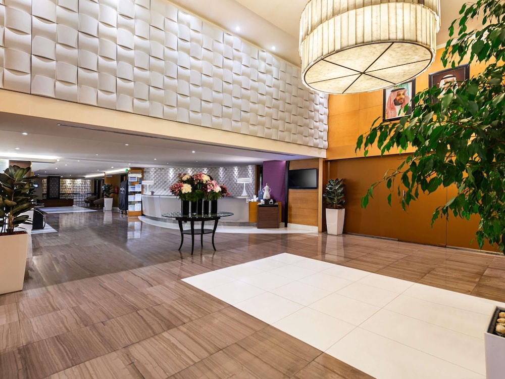 أجنحة نوفوتيل الرياض العليا(Novotel Suites Olaya Riyadh) 16/61