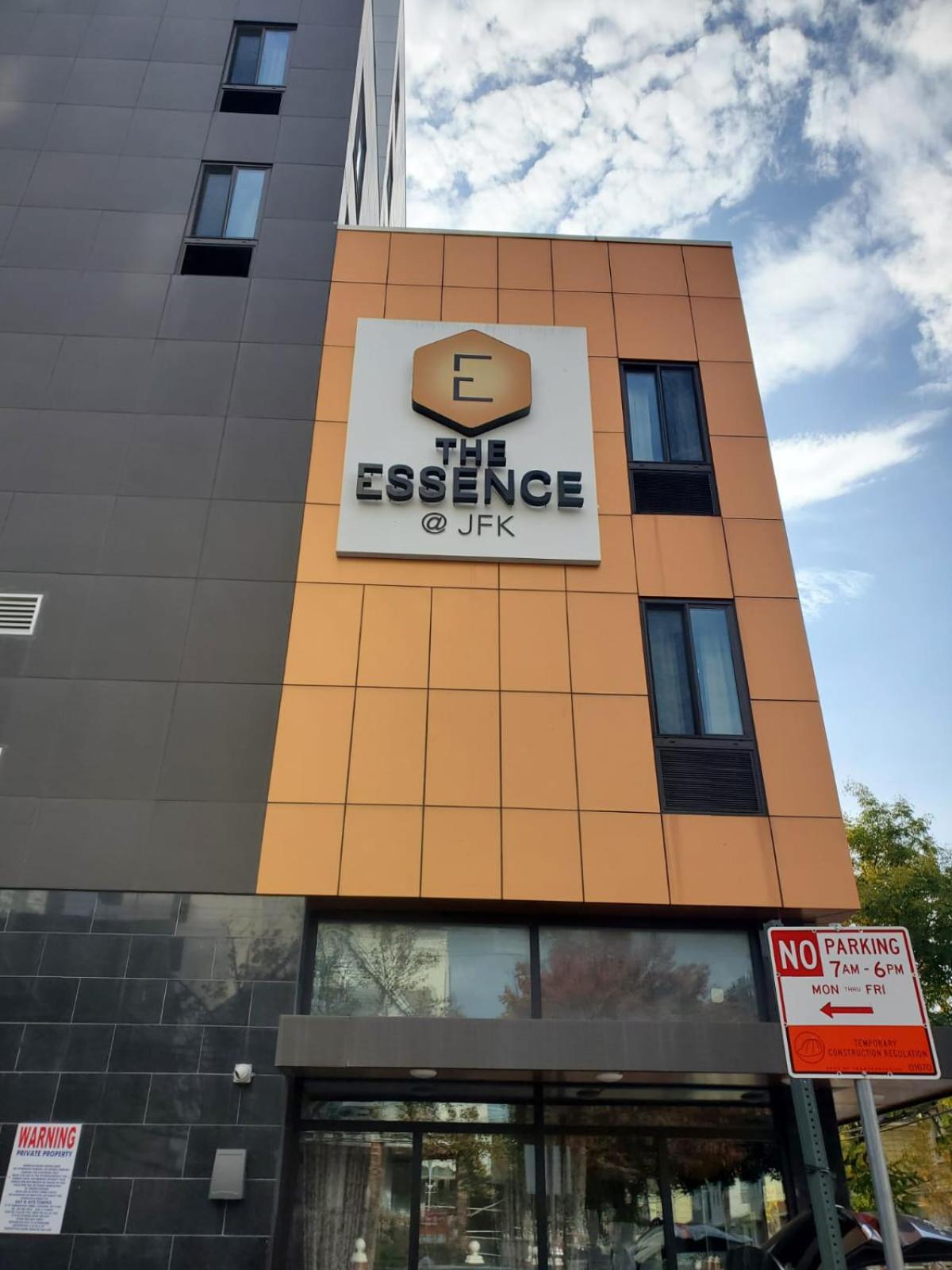 The Essence Hotel at JFK 1/16