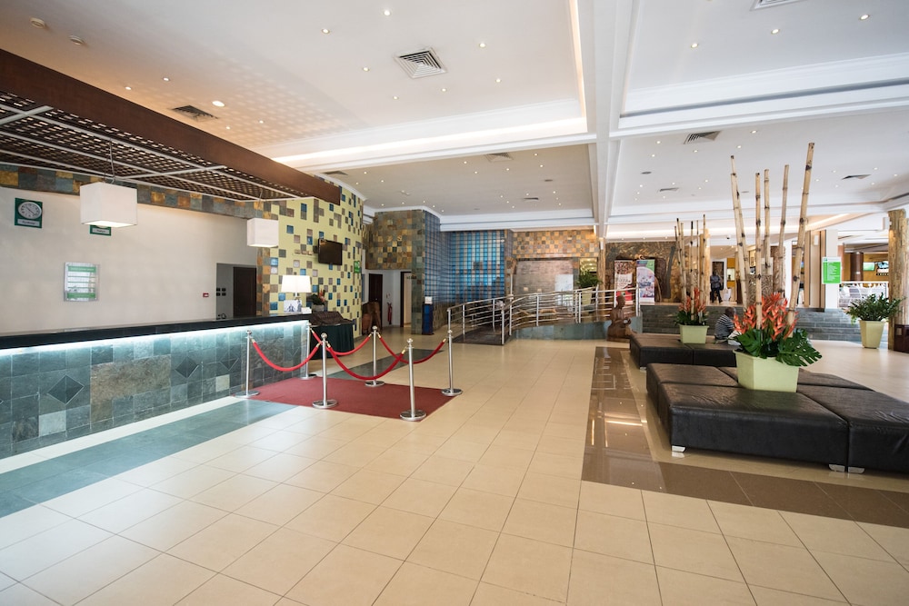 HOLIDAY INN ACCRA AIRPORT 15/60