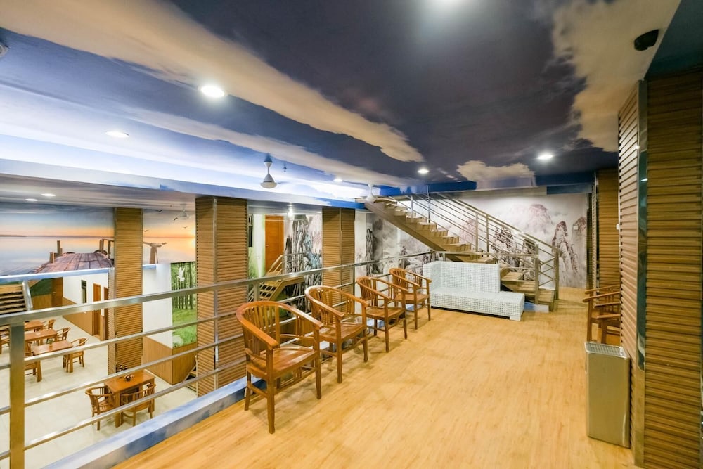 Caroline Guest House 34/50