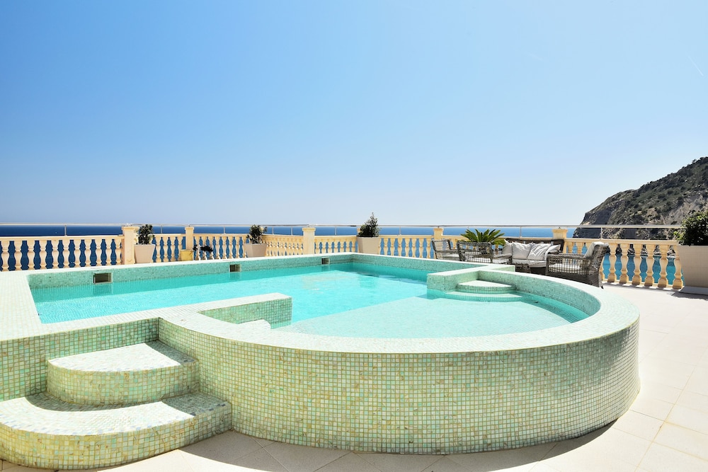 Aparthotel Ola Blanca 46/50