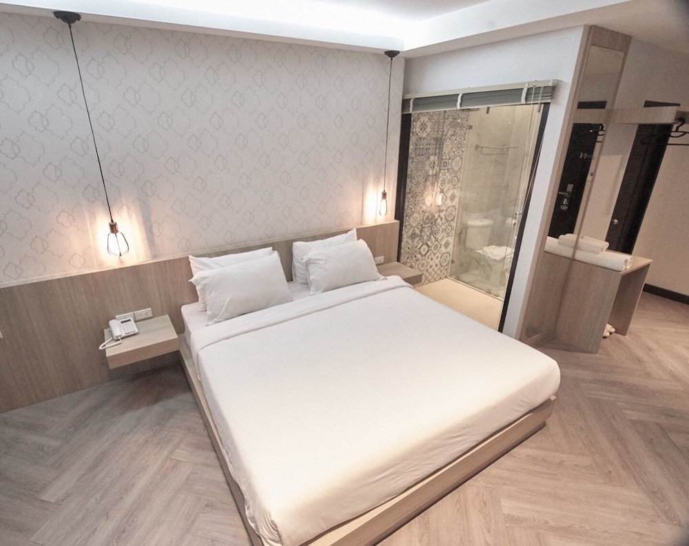168 Studio Hotel Ubon Ratchathani 20/48