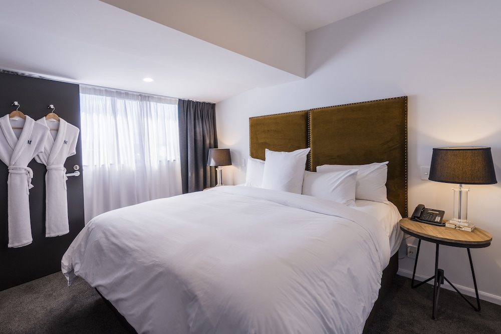 Hotel Montreal 10/67