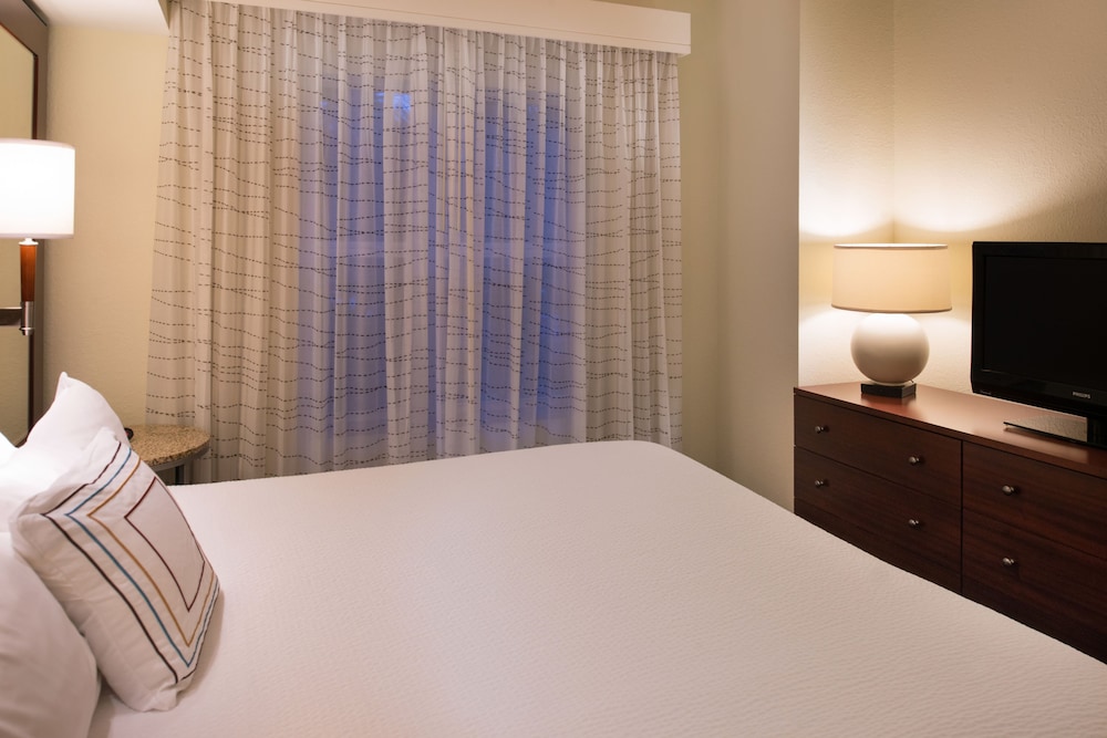 Residence Inn Gainesville I-75 10/30