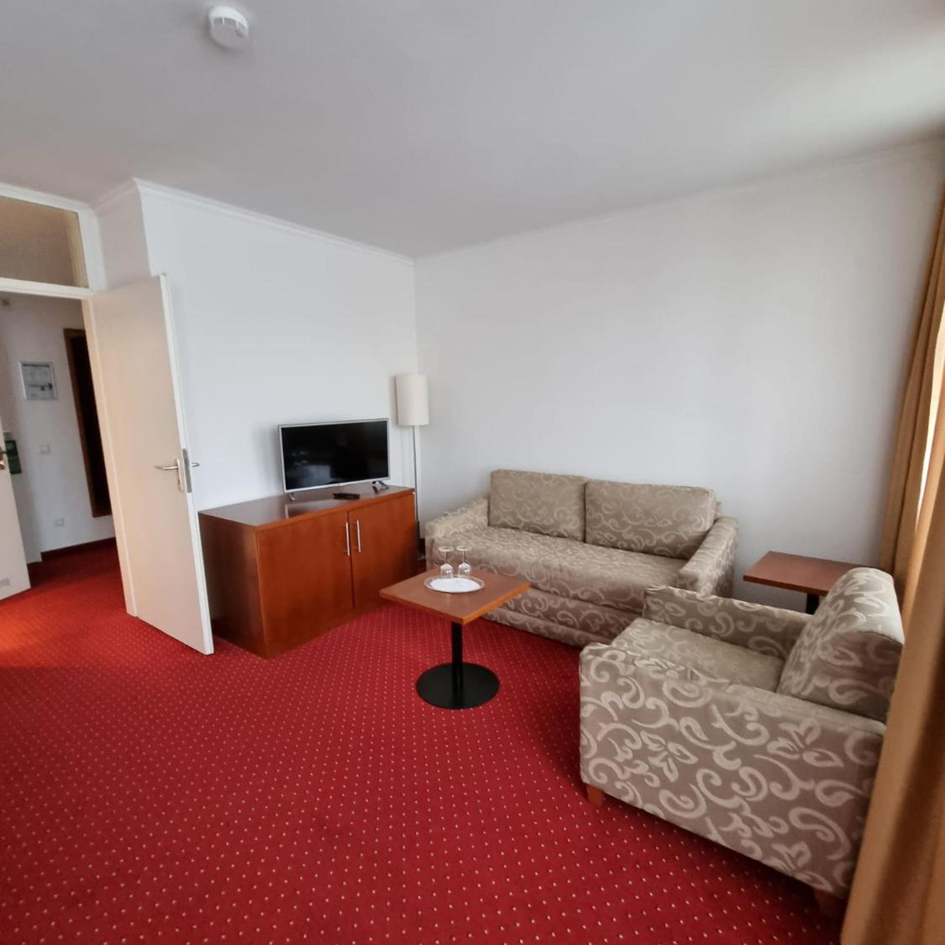 ROSENPARK LAURENSBERG HOTEL 32/45