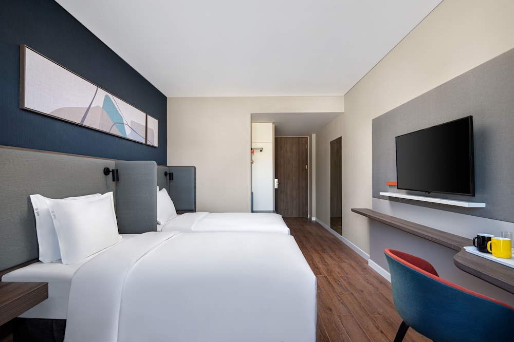 Holiday Inn Express Chengde Park View 14/52