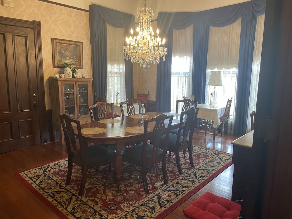 Grand Gables Inn Bed & Breakfast 29/38