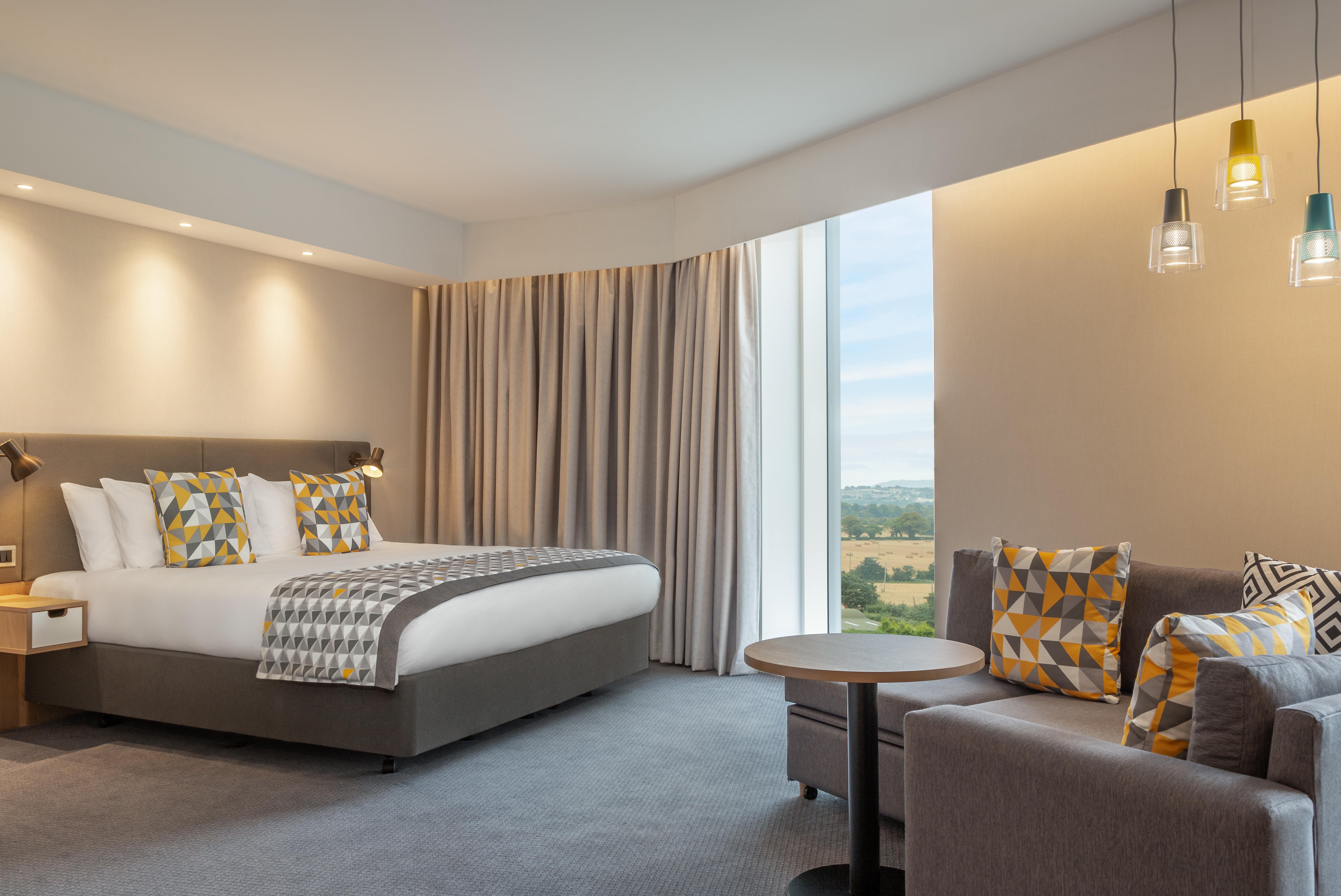 Holiday Inn - Dublin Airport 16/50