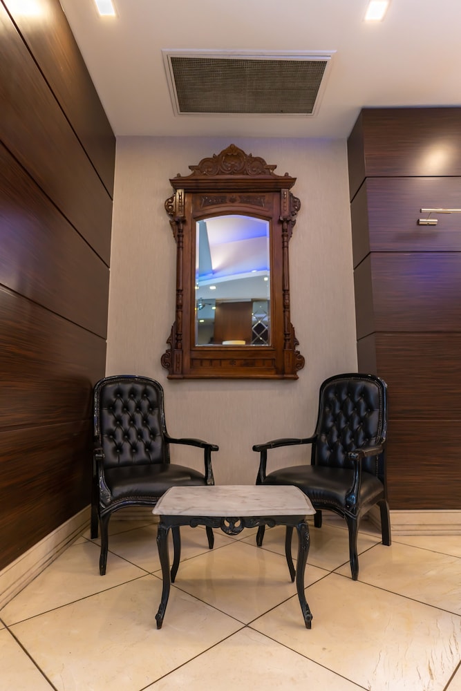 Lazz Hotel By Ketenci (ex. Izmir Comfort Hotel) 30/40