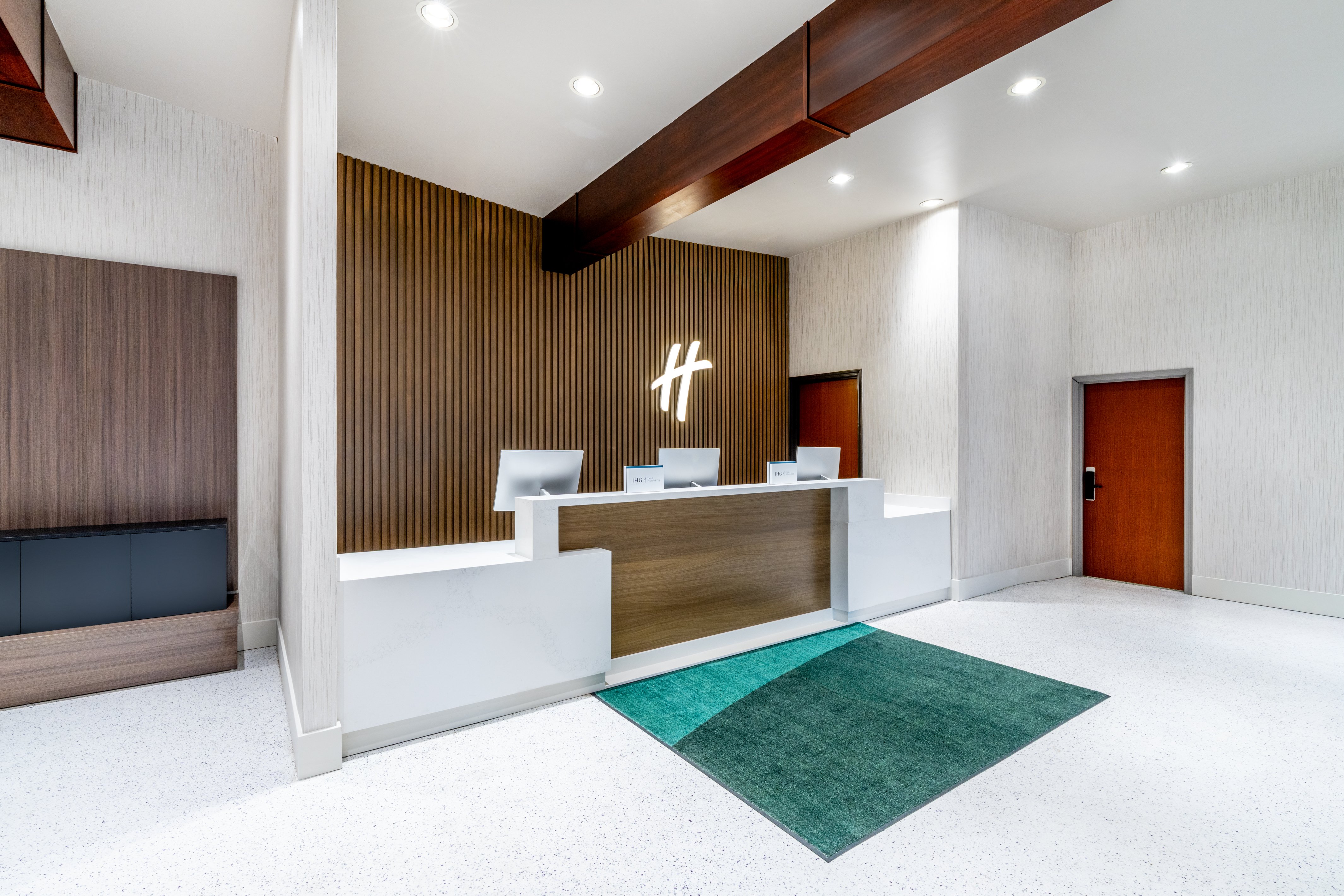 Holiday Inn Friso by IHG 10/68