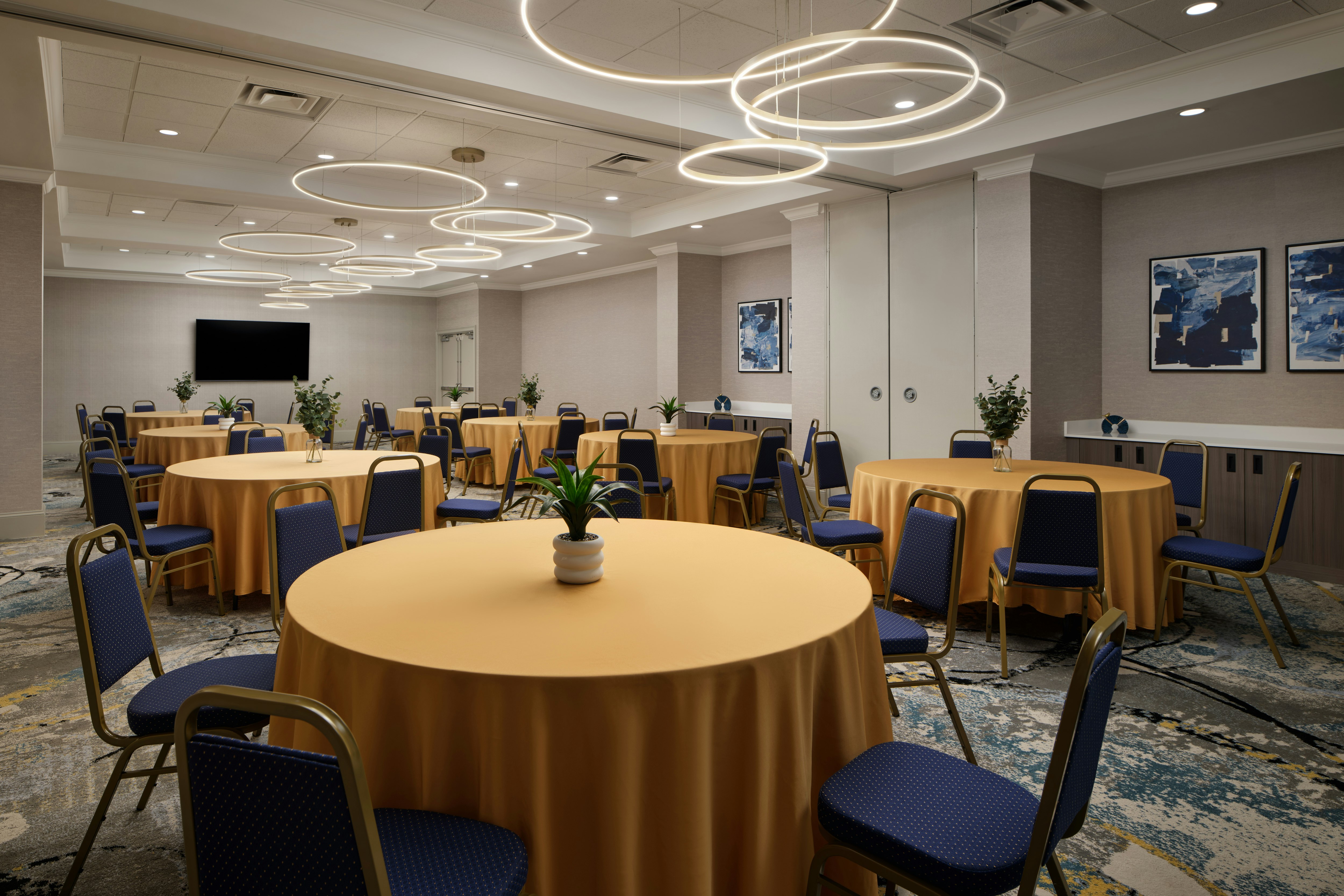 DoubleTree by Hilton Brunswick 16/19