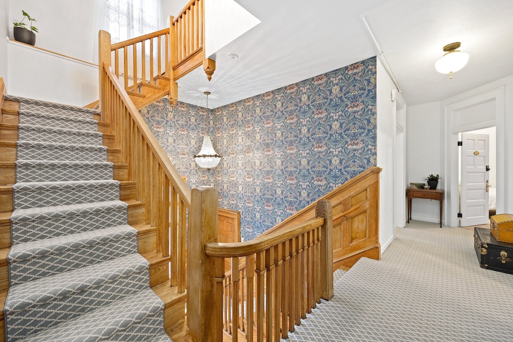 The Adagio Bed and Breakfast 7/50