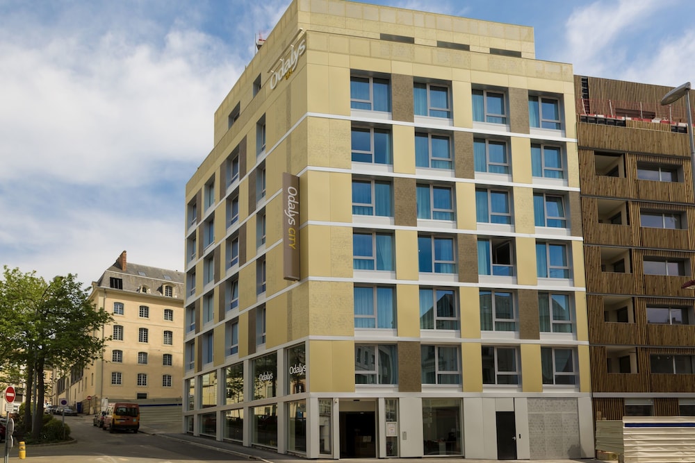 Appart'hotel Odalys City Centre Palais des Congres 6/41