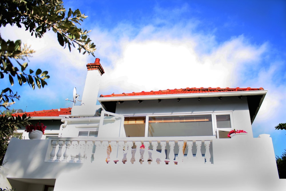 Bella Ev Guest House 1/50