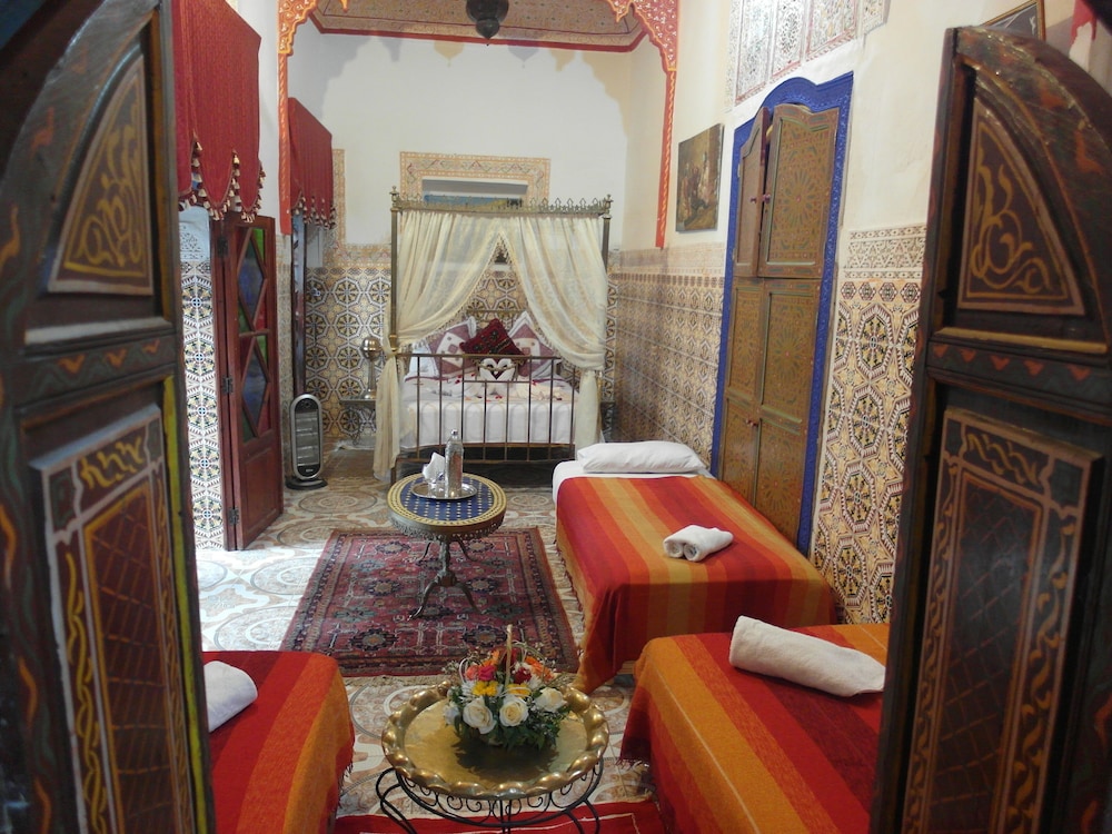 Riad Chennaoui 30/38