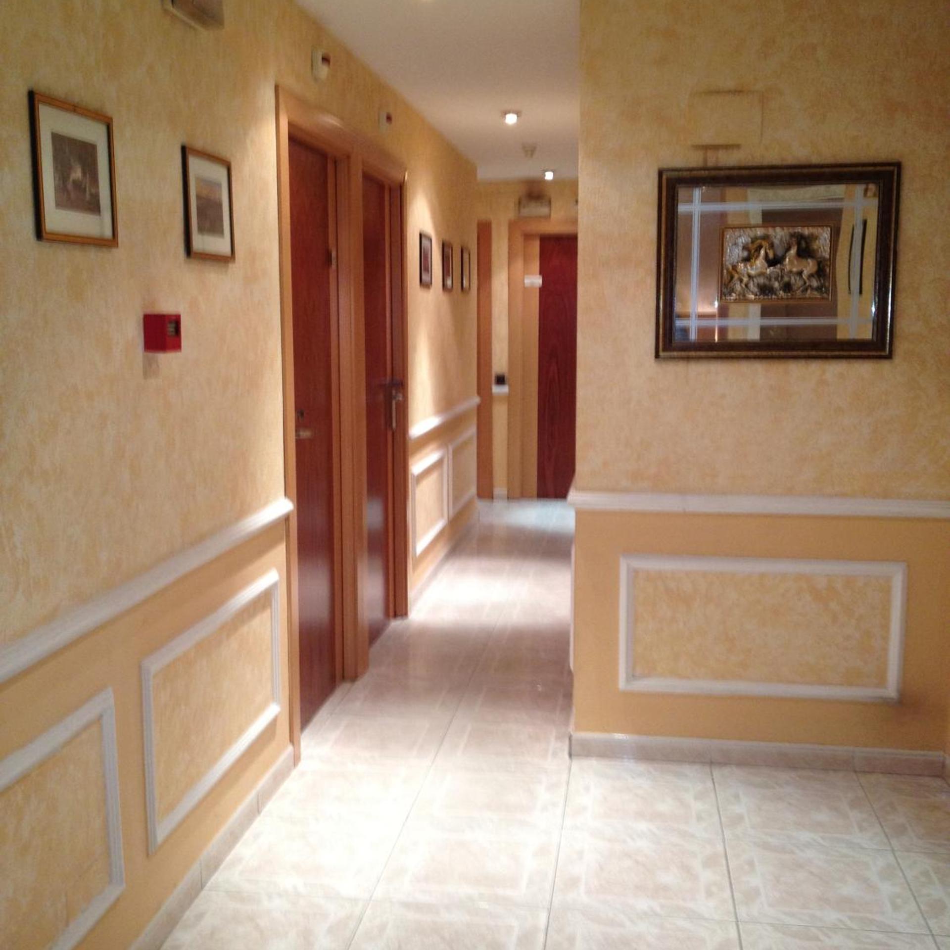 Hotel Don Angel 3/48