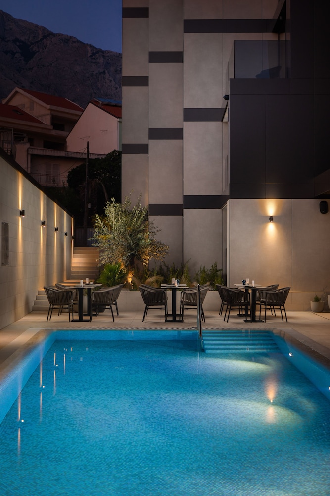 Boutique Hotel Noemia 76/84