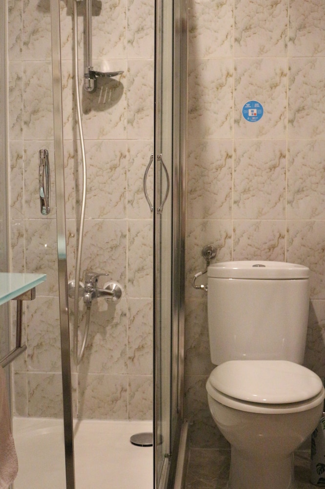 Hostal San Isidro 27/29