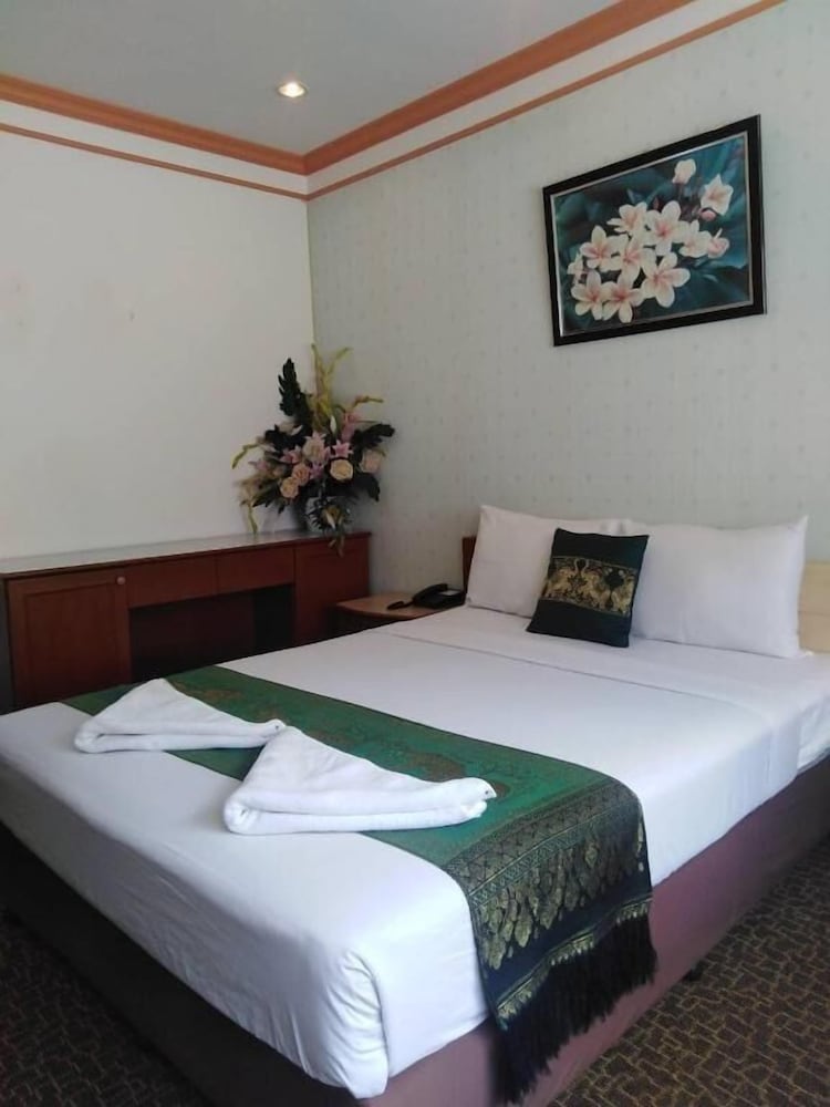 MERLIN GRAND HOTEL HAT YAI 15/29