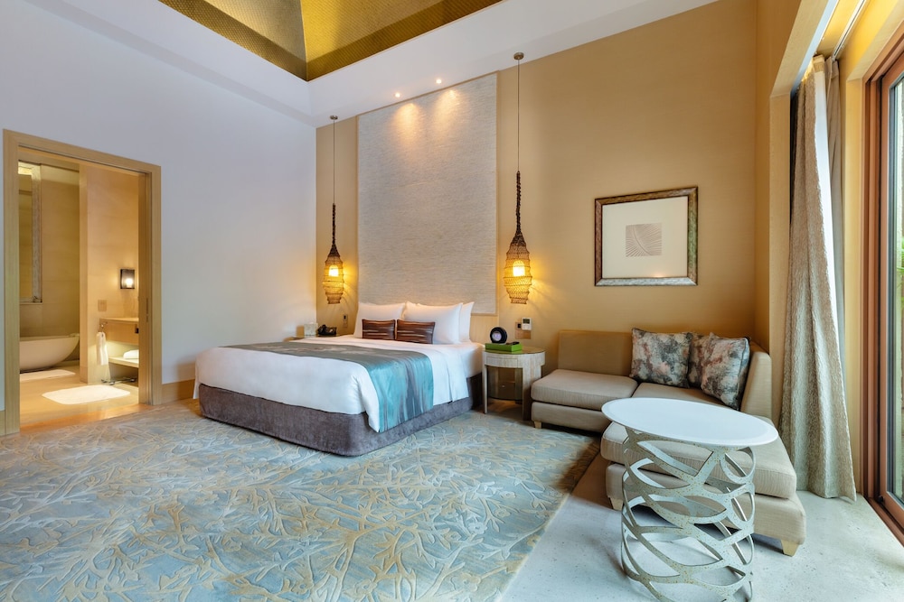 Room at Resorts World Sentosa - Equarius Villas, SINGAPORE