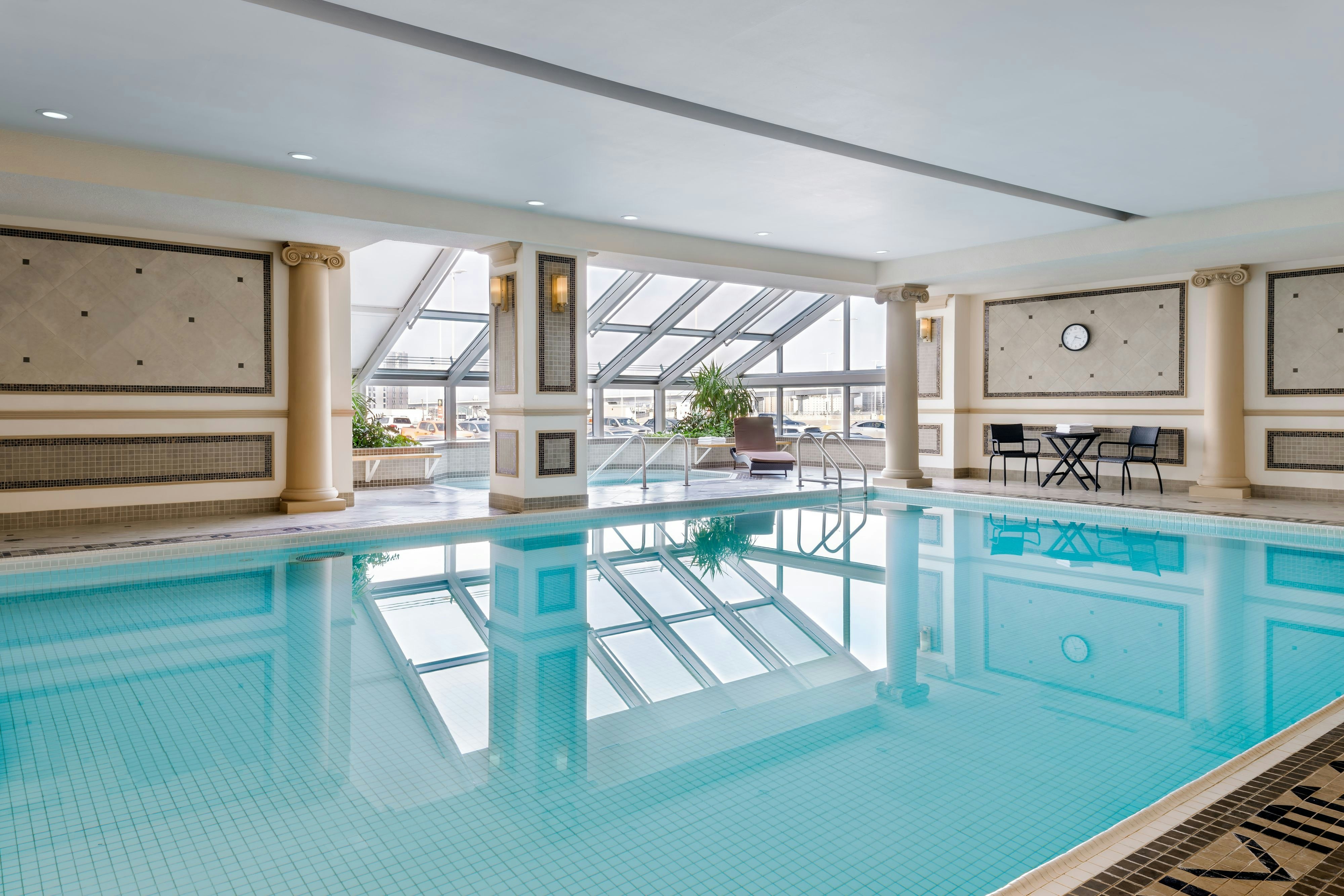 Sheraton Gateway Hotel in Toronto International Airport 12/30