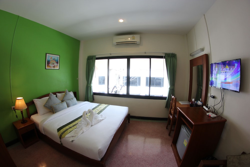 My Place At Surat Hotel 55/63