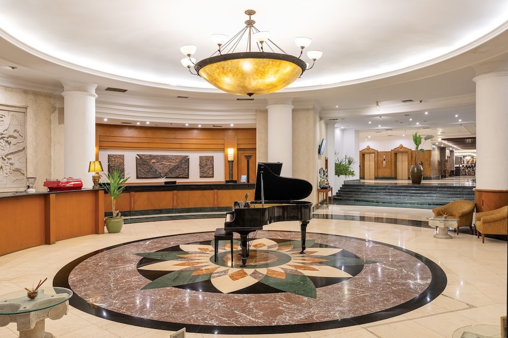 ARTOTEL Suites Aquila - Bandung 9/50