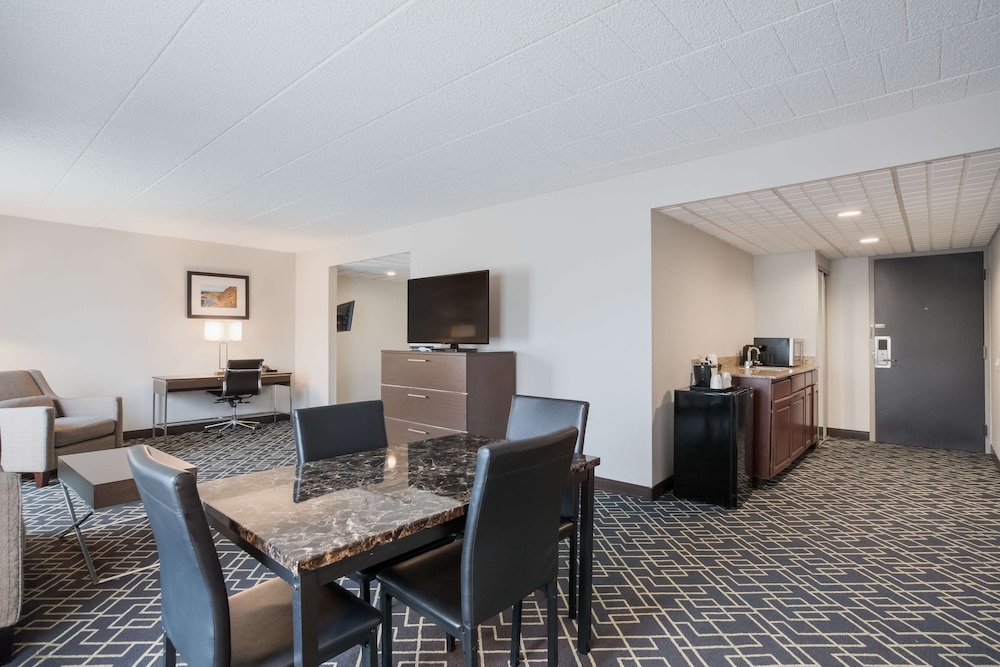 Best Western Hunt's Landing Hotel Matamoras/Milford 76/96