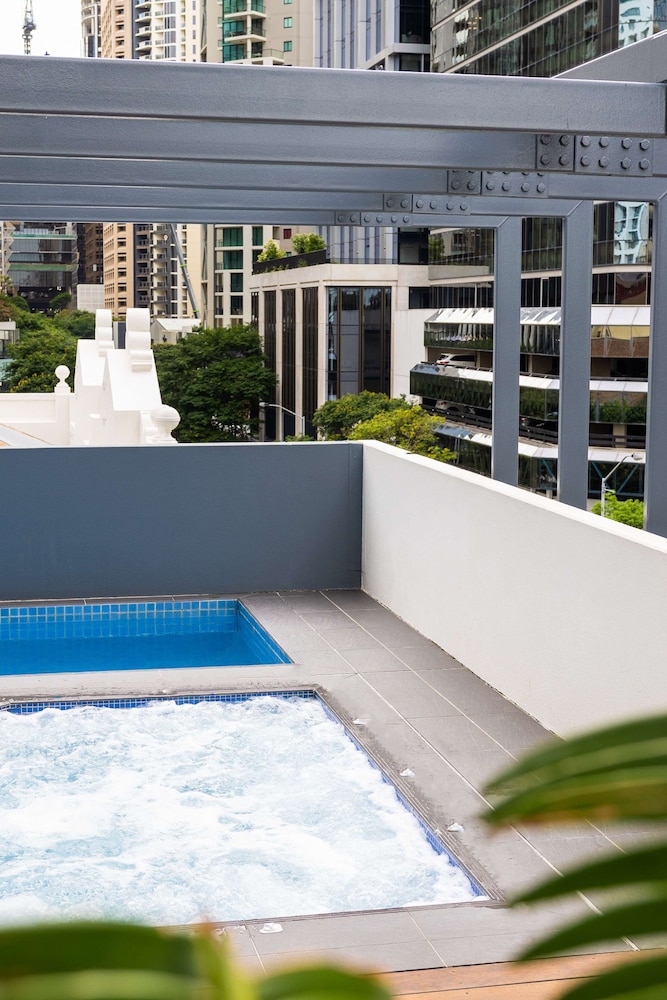 Oaks Brisbane Felix Suites 33/42