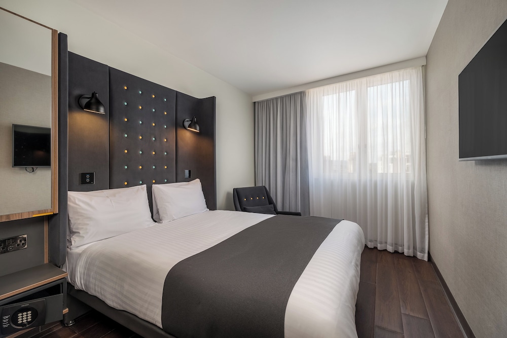 Point A Hotel Edinburgh Haymarket 15/50