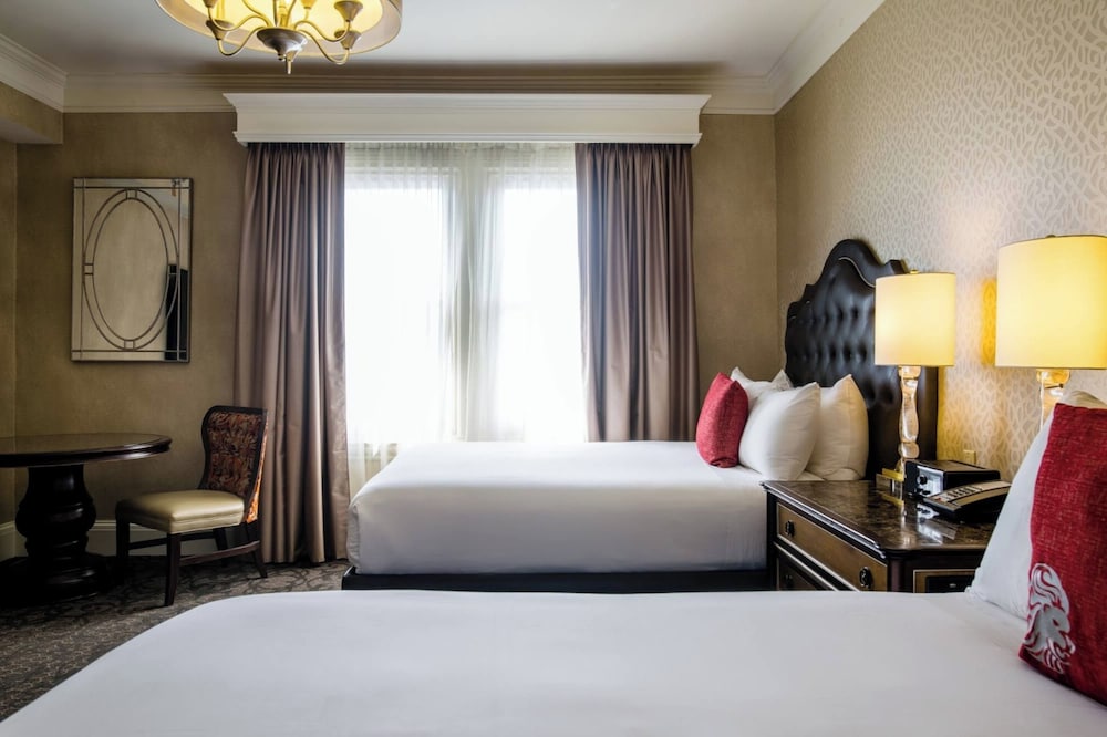 SUPERIOR, 2 QUEEN BEDS