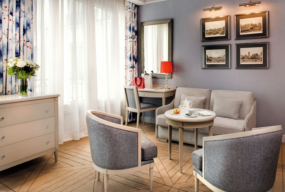 Hotel Rochester Champs-Elysees 51/68